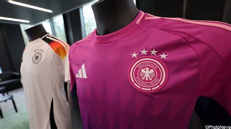 Einde van een tijdperk: Nike verdringt Adidas bij de Mannschaft